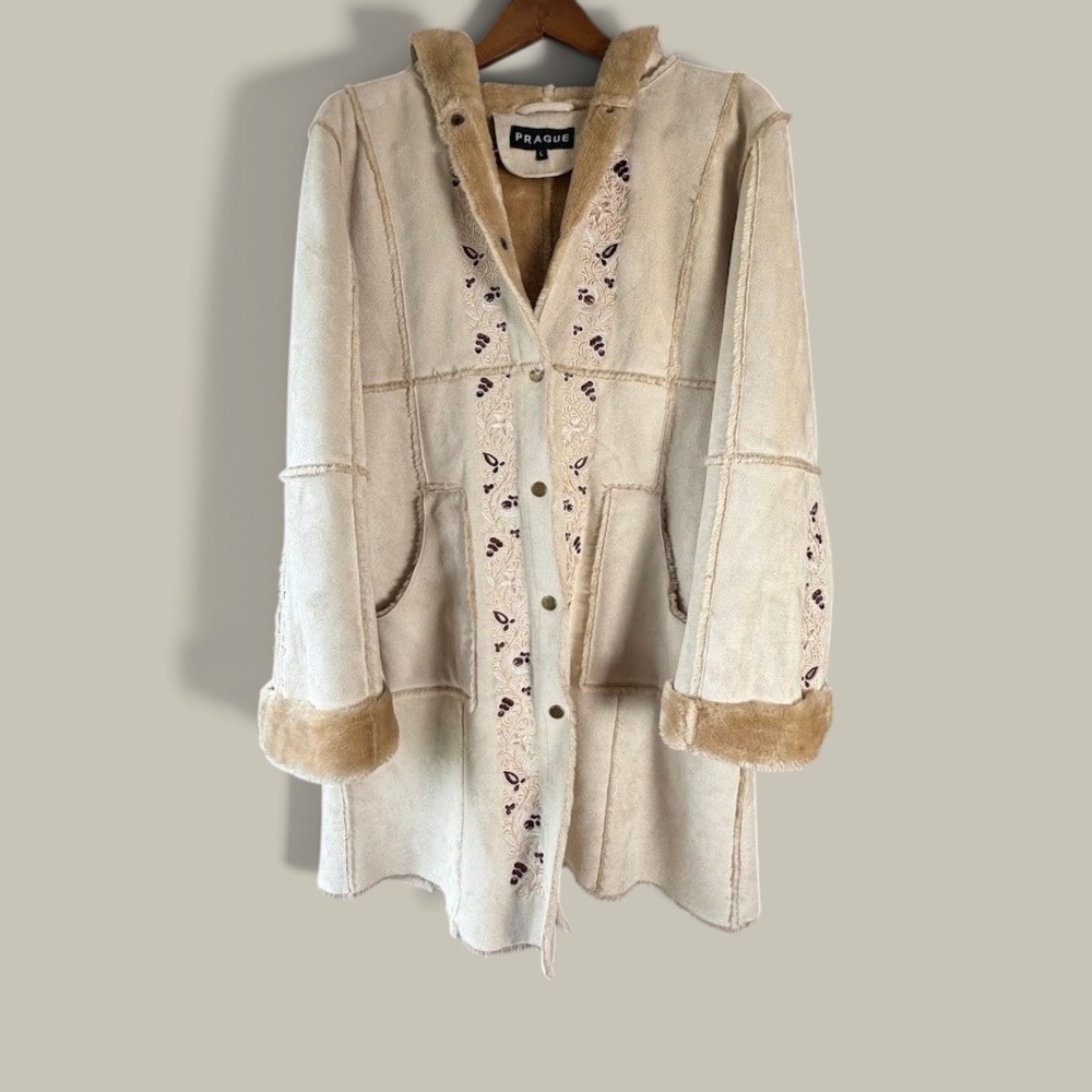 VTG Prague Faux Suede Penny Lane Style Boho Embroidered Hooded Coat Y2K Faux Fur